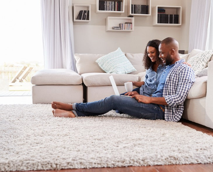 Jak důkladně vyčistit koberce v několika jednoduchých krocích