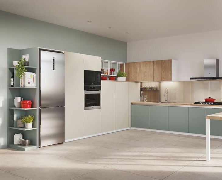 Perfektní černá mikrovlnná trouba pro vaši kuchyň