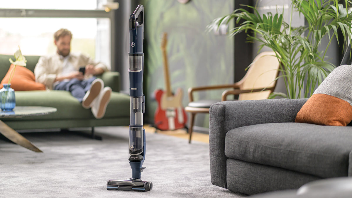 Nový tyčový aku vysavač Hoover HFX