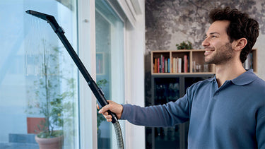 Streak-free glass cleaning