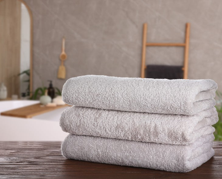 How to sanitise towels and bathrobes? Programmes and tips for thoroughly washing towels and bathrobes