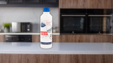 Polishing cream for stainless steel surfaces