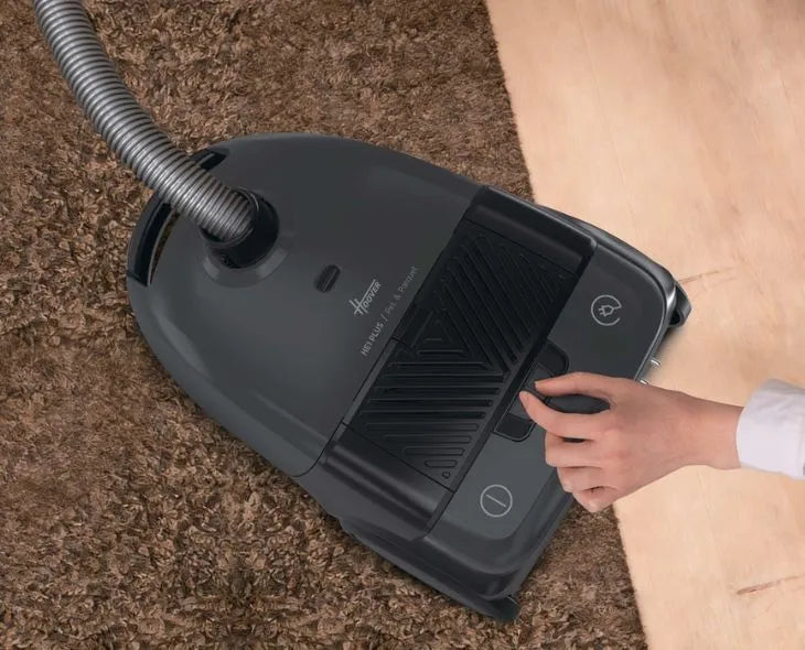 Réparation : pourquoi mon aspirateur fait-il du bruit ?