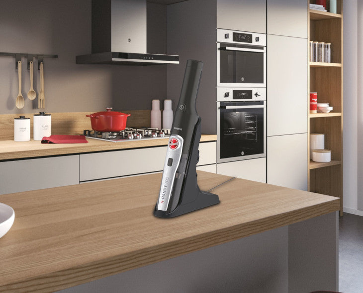 Aspirateur à main sans fil : Qu'est-ce que c'est et pourquoi est-ce utile ?