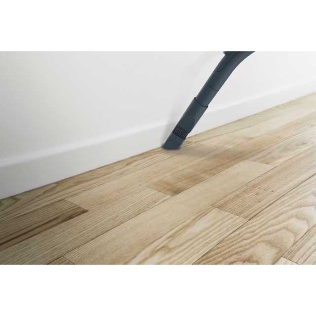 TSBE2003 011 39001005 4