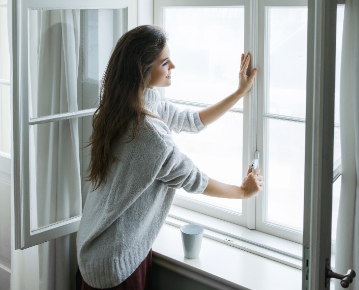 Luftverschmutzung in Innenräumen: was Feinstaub ist und wie man ihn loswird