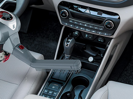 Mehka krtača, idealna za čiščenje notranjosti vozil