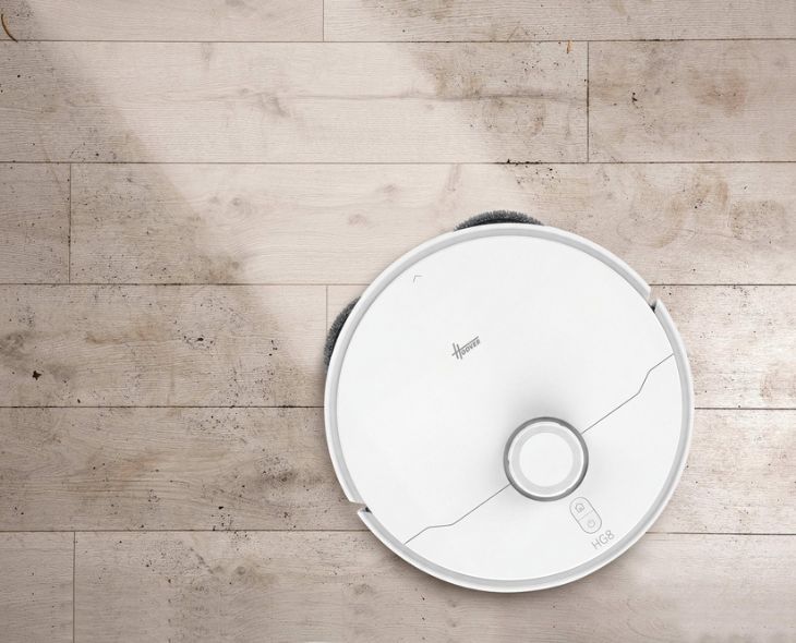 Robot vacuum with HEPA filter