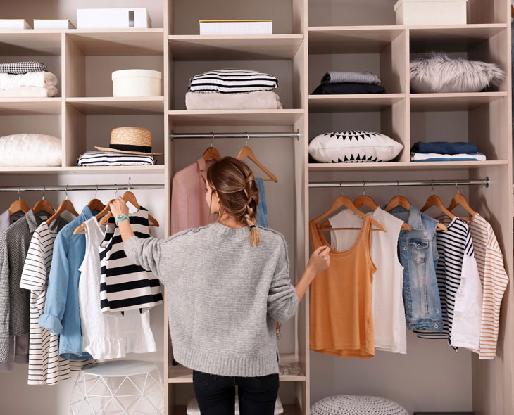 decluttering et comment ranger les environnements domestiques