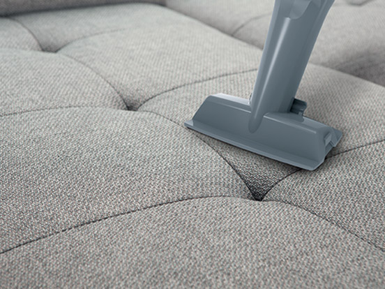 2 v 1 velik nastavek za sesanje prahu in oblazinjenega pohištva, uporaben tudi na trdih površinah