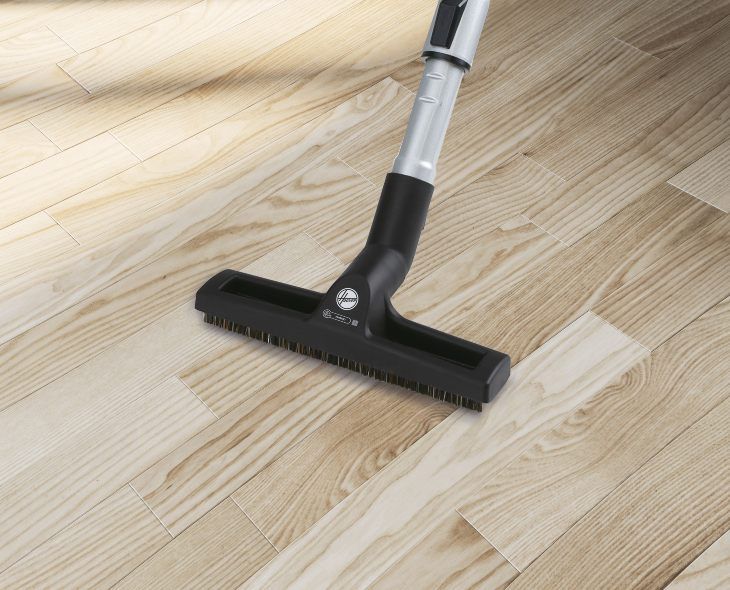 Comment nettoyer une tache d'huile sur votre sol