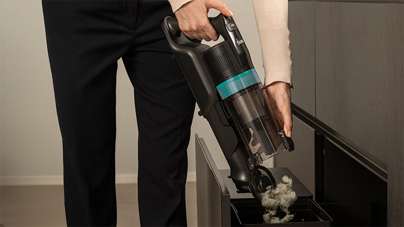 Łatwe opróżnianie zbiornika na kurz