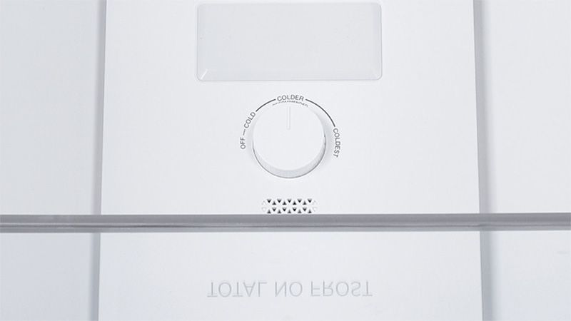 VERTICAL DISPLAY